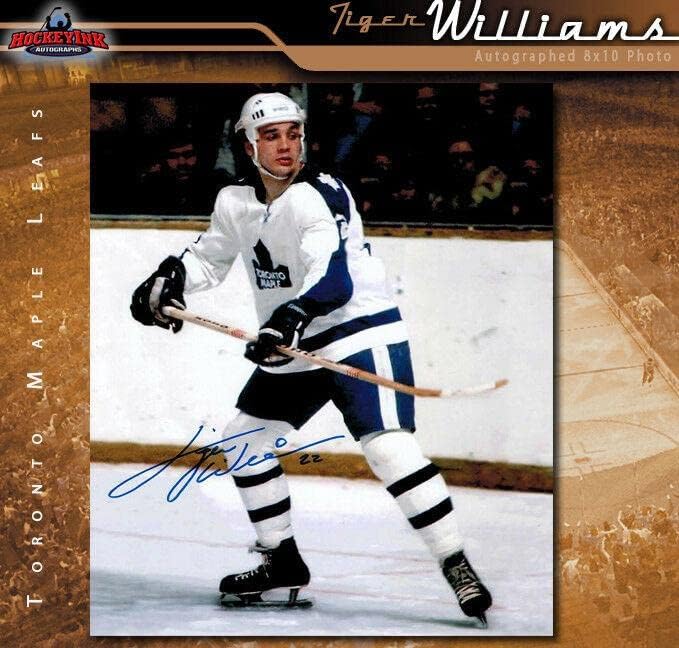 Tigris Williams Toronto Maple Leafs Dedikált 8 x 10 - Fotó 70507 - Dedikált NHL-Fotók