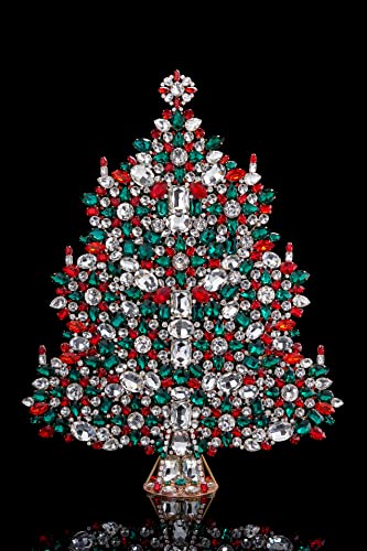 Bőséges karácsonyfa (Ünnepi színek), karácsonyfa kézműves színű strassz díszek alakú gyertya, virág, tetején egy szép csillag.